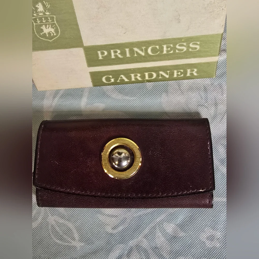 Princess Gardner Vintage Leather Key Holder Dark Brown with Gold Accent Italy